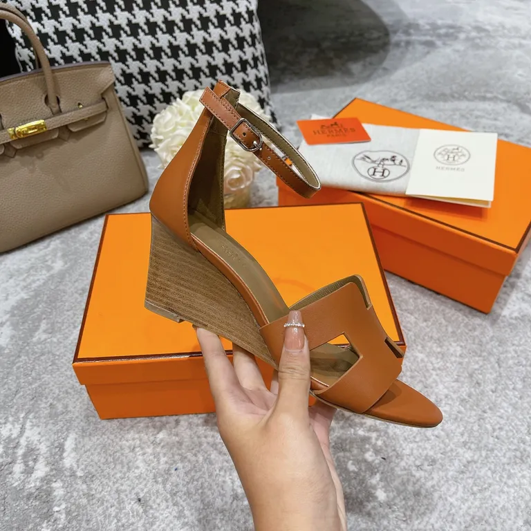 Hermes Shoe 